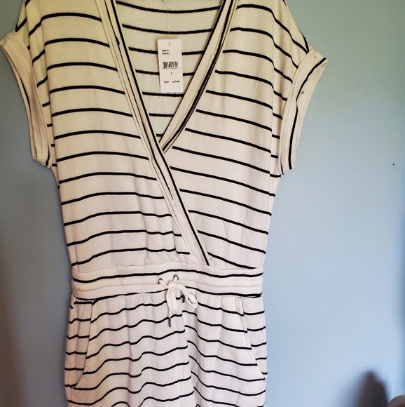 Splendid Stripe Print Deep V-neck Romper - Picture 3 of 8